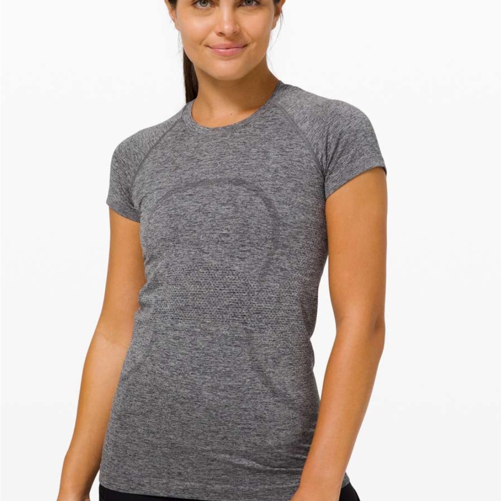 lululemon Swiftly Tech Light Gray Short Sleeve Tee Women’s Sz 8